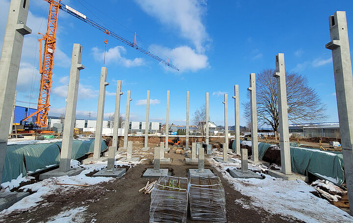 New building for assembly Finkbeiner lifting equipment